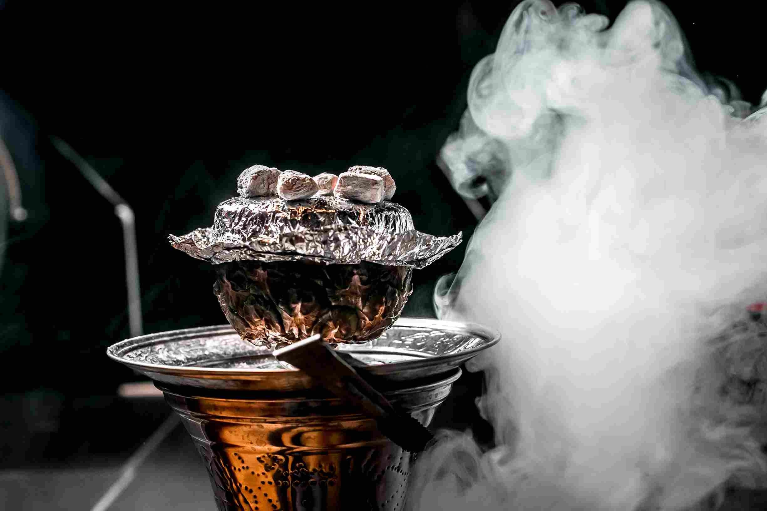 Explore the Best Hookah Shisha Flavors in Canada